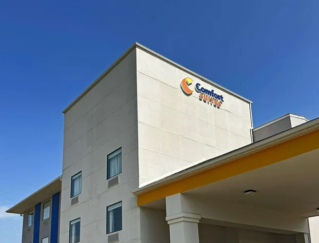 Comfort Suites Jackson-Cape Girardeau hotel detail image 2