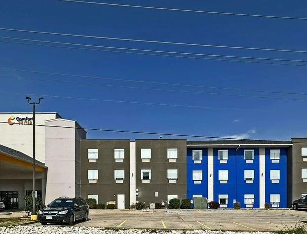 Comfort Suites Jackson-Cape Girardeau hotel detail image 3