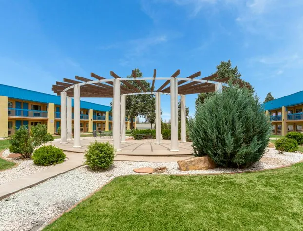 Days Inn & Suites by Wyndham Clovis hotel detail image 2