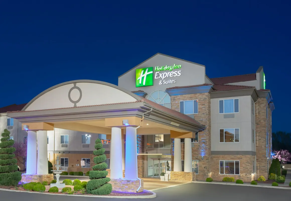 Holiday Inn Express & Suites Tucumcari by IHG hotel hero