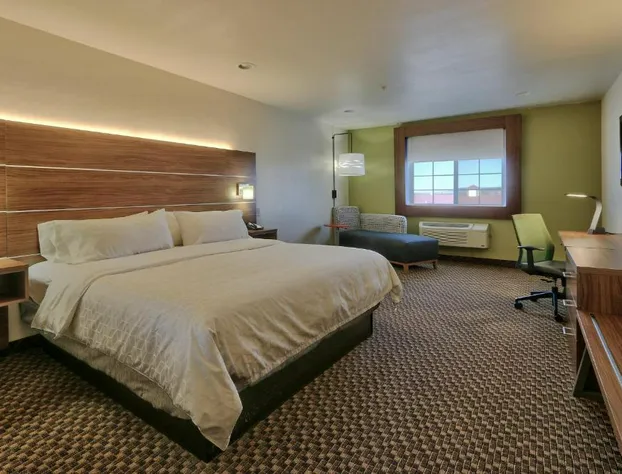 Holiday Inn Express SANTA ROSA by IHG hotel detail image 4