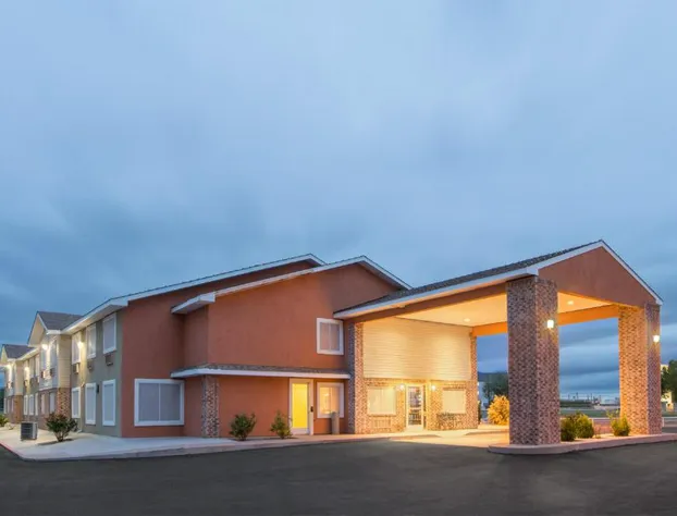 Super 8 by Wyndham Portales hotel detail image 1