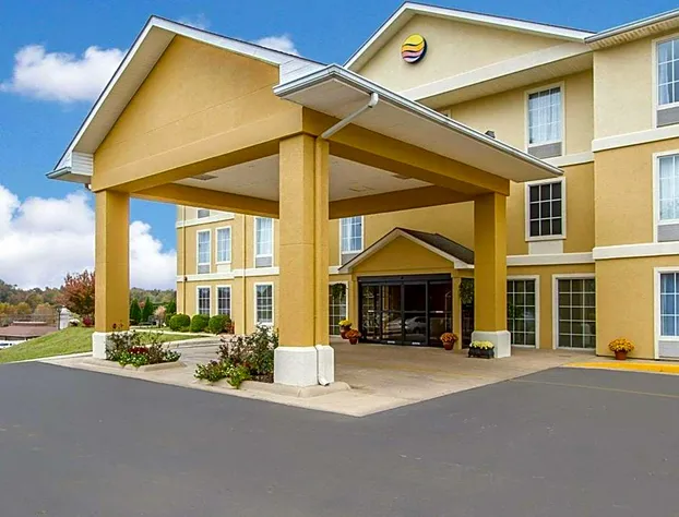 Comfort Inn Poplar Bluff North hotel detail image 3