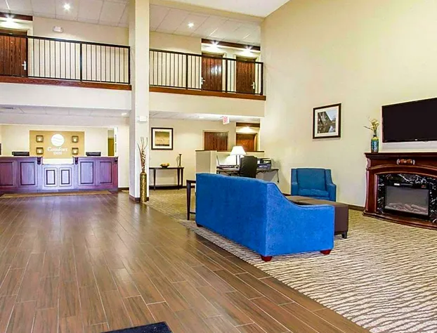 Comfort Inn Poplar Bluff North hotel detail image 4