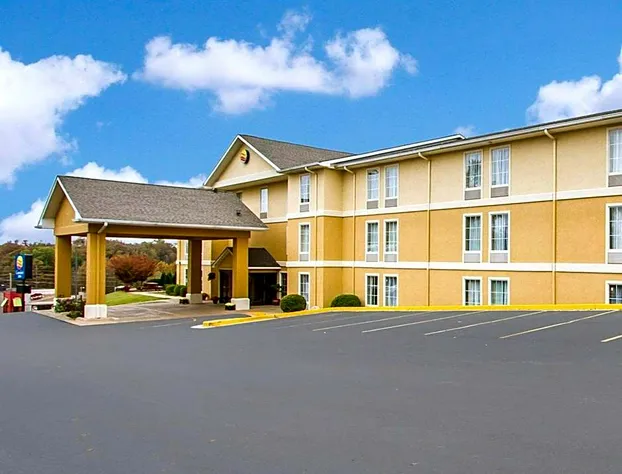 Comfort Inn Poplar Bluff North hotel detail image 1