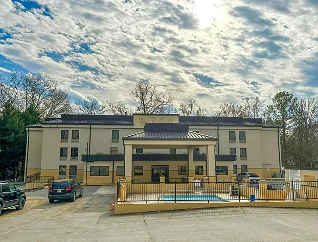 Rodeway Inn & Suites hotel detail image 4