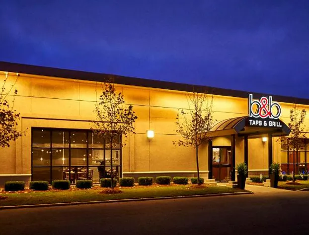 Best Western Plus Guildwood Inn hotel detail image 2