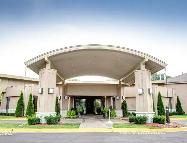 Best Western Plus Guildwood Inn hotel detail image 3