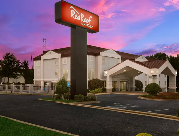 Red Roof Inn & Suites Newnan hotel detail image 4