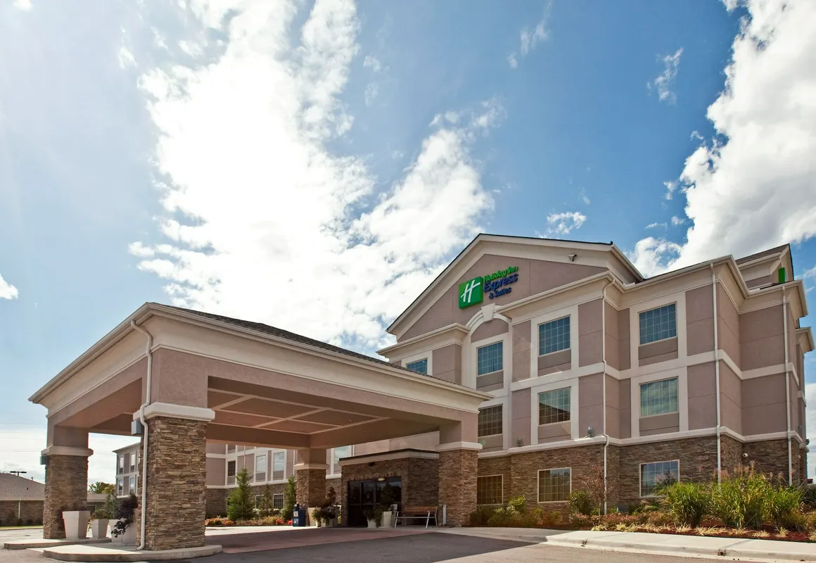 Holiday Inn Express Ada by IHG hotel hero