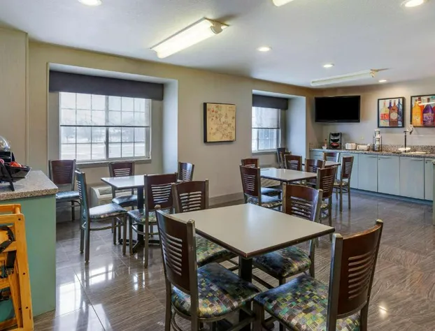 Best Western Plus Woodstock Inn & Suites hotel detail image 3