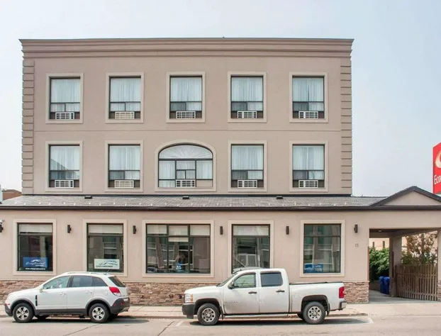 Woodstock Inn and Suites hotel detail image 1