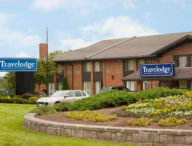 Travelodge by Wyndham Owen Sound hotel detail image 1