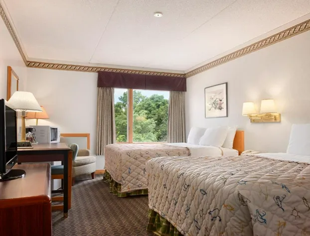 Travelodge by Wyndham Owen Sound hotel detail image 3