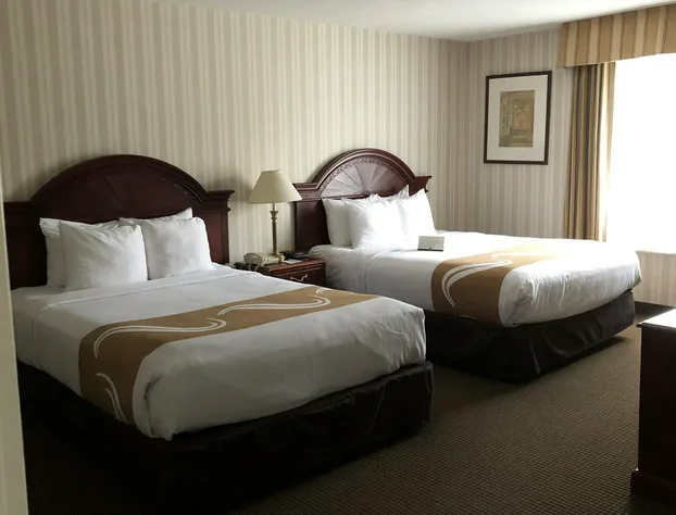 Quality Hotel & Suites Woodstock hotel detail image 1