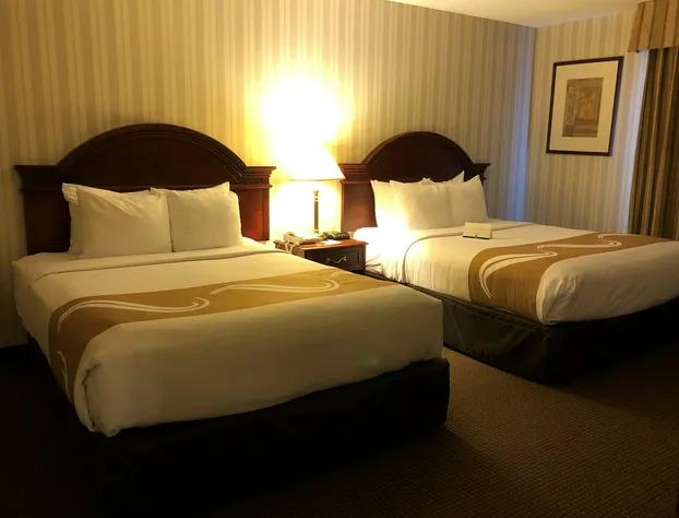 Quality Hotel & Suites Woodstock hotel detail image 2