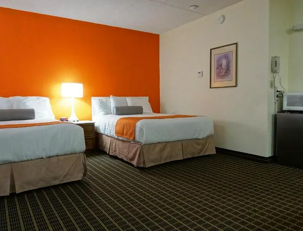 Howard Johnson by Wyndham Tillsonburg hotel detail image 2