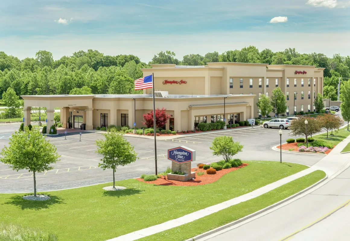 Hampton Inn Auburn hotel hero