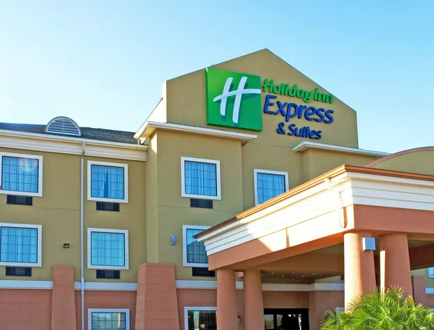 Holiday Inn Express Jourdanton - Pleasanton by IHG hotel detail image 2