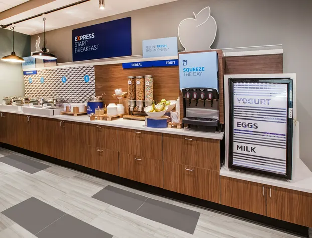 Holiday Inn Express & Suites Gonzales by IHG hotel detail image 1