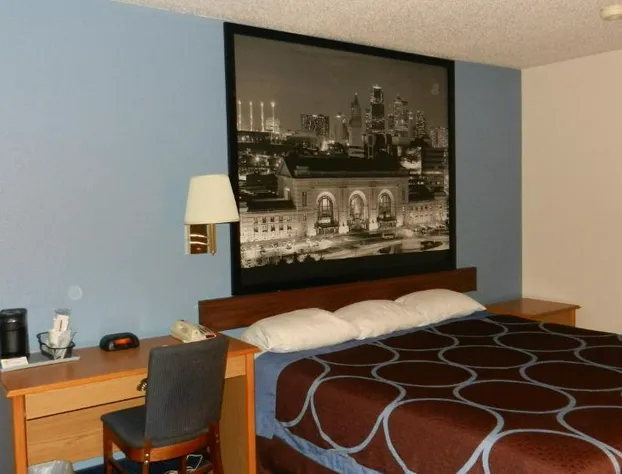 Super 8 by Wyndham Potosi hotel detail image 3