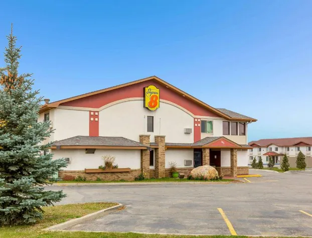 Super 8 by Wyndham Bemidji MN hotel detail image 1