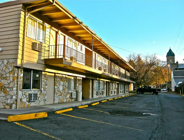 Knights Inn Baker City hotel detail image 1