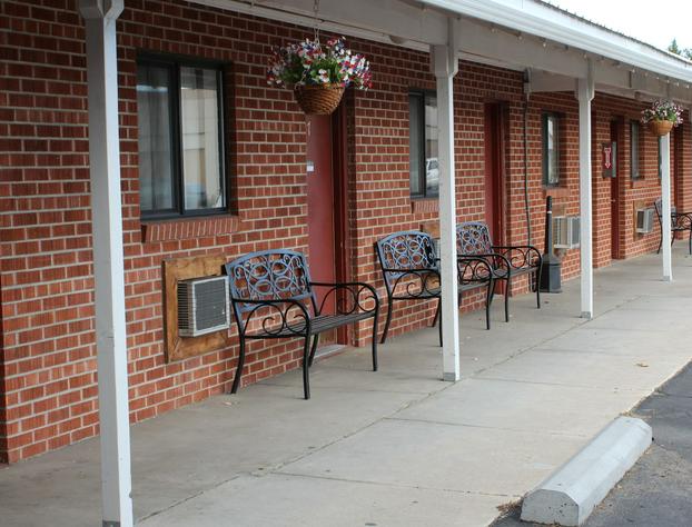 Ontario Inn hotel detail image 2