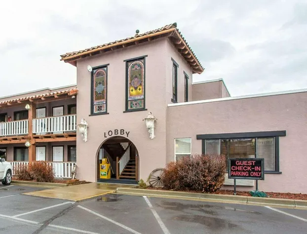 Rodeway Inn Baker City hotel detail image 2