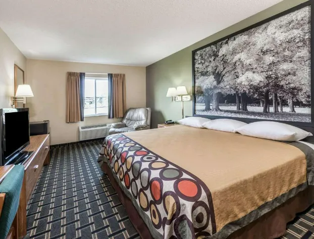 Super 8 by Wyndham Greenville hotel detail image 4