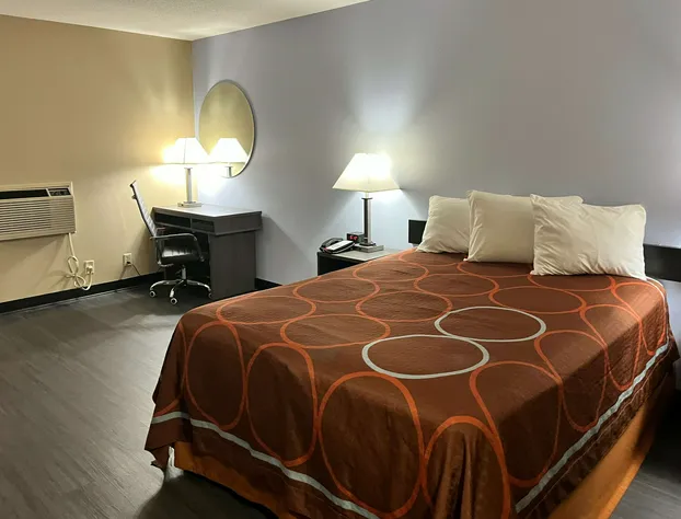 Super 8 by Wyndham Litchfield hotel detail image 4