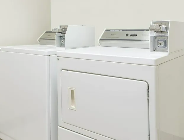 Super 8 by Wyndham Jerseyville hotel detail image 1