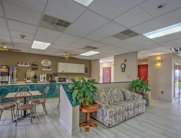 Super 8 by Wyndham Waterloo hotel detail image 4