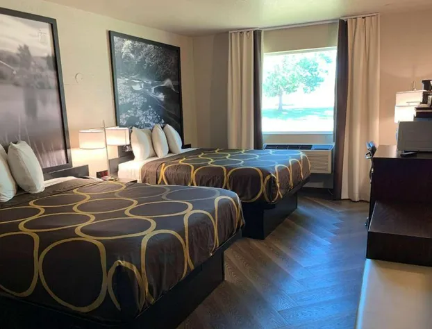 Super 8 by Wyndham Greeley hotel detail image 2