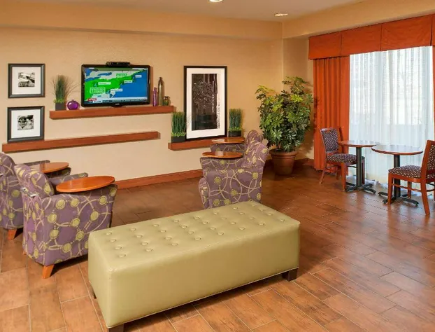 Hampton Inn Macomb hotel detail image 3