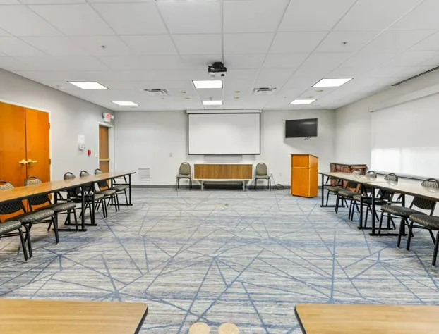 Holiday Inn Express Hotel & Suites Mount Airy by IHG hotel detail image 3
