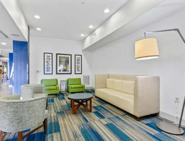 Holiday Inn Express Hotel & Suites Mount Airy by IHG hotel detail image 4