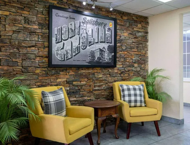 Super 8 by Wyndham Salisbury hotel detail image 2