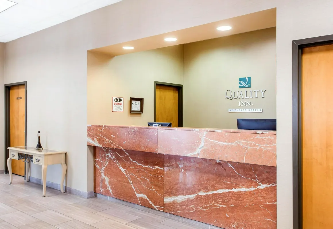 Quality Inn Mount Airy Mayberry hotel hero