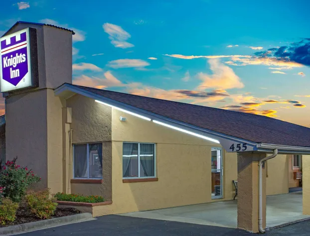 Knights Inn Mount Airy hotel detail image 1