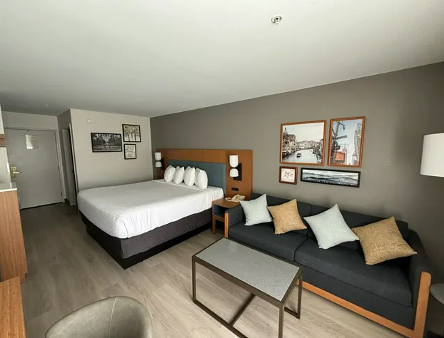 Country Inn & Suites by Radisson, Shelby, NC hotel detail image 4