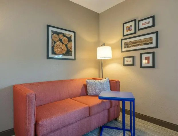 Hampton Inn Wilkesboro hotel detail image 3