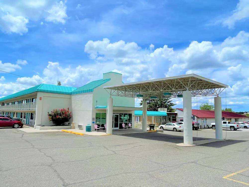 LuLu Hotel Silver City hotel hero