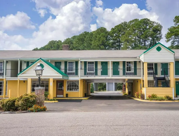 Days Inn by Wyndham Lincolnton hotel detail image 3