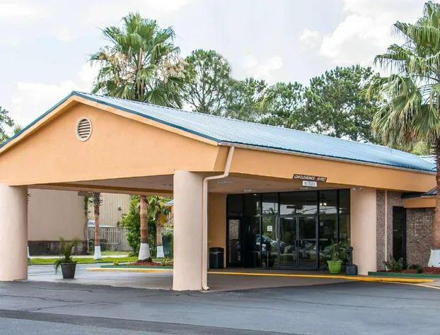 Quality Inn Hinesville - Fort Stewart Area hotel detail image 3