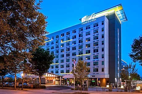 Aloft Atlanta Downtown hotel detail image 3