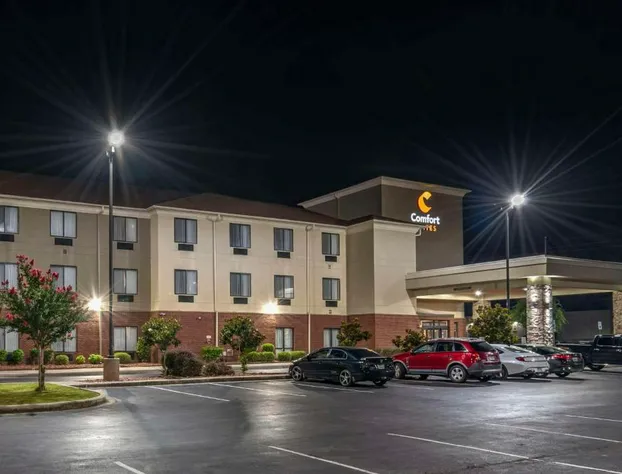 Comfort Suites Pell CIty near Logan Martin Lake hotel detail image 4