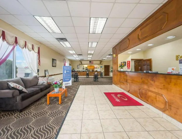 Econo Lodge Cullman South hotel detail image 4