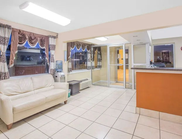 Super 8 by Wyndham Jasper hotel detail image 2