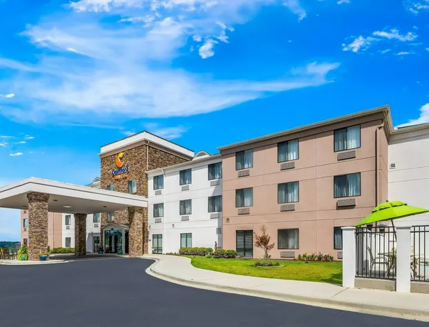 Comfort Suites Cullman I-65 Exit 310 hotel detail image 1